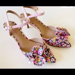 betsey johnson neena pump